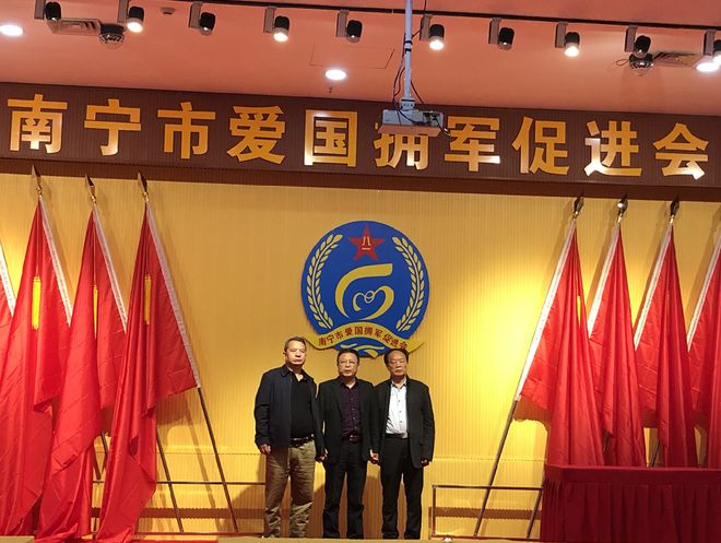 下载 (1).jpg