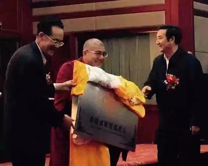 微信图片_20220425142017.jpg