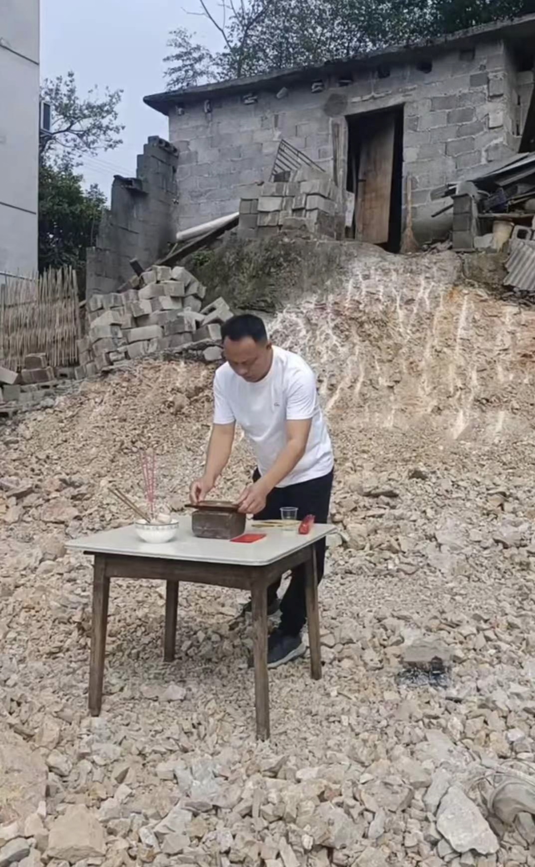 微信图片_20250910135250_1549_4.jpg